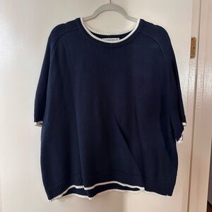 Abercrombie & Fitch Navy and White Women's Sweater